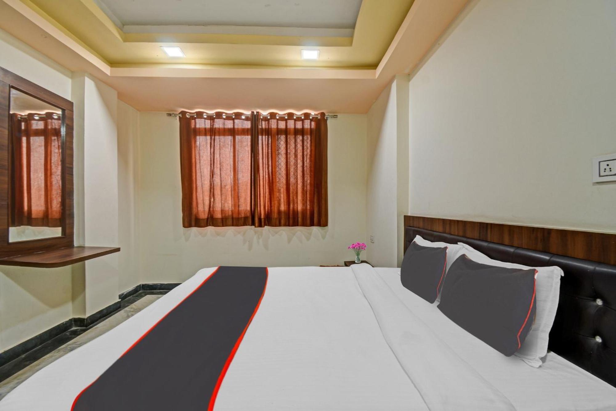 Collection O The Sunrise Hotel Udaipur Luaran gambar