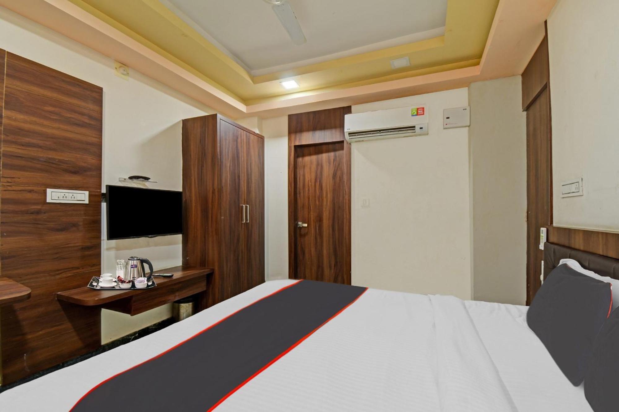 Collection O The Sunrise Hotel Udaipur Luaran gambar